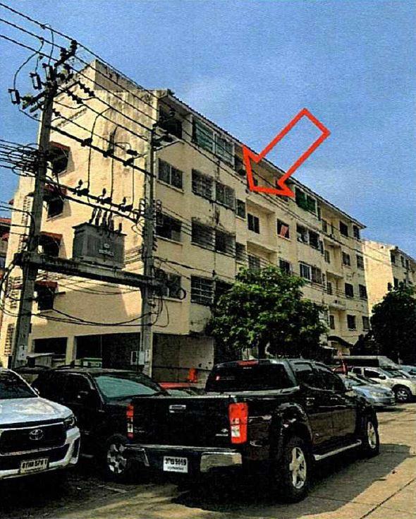 ในคลองบางปลากด พระสมุทรเจดีย์ สมุทรปราการ